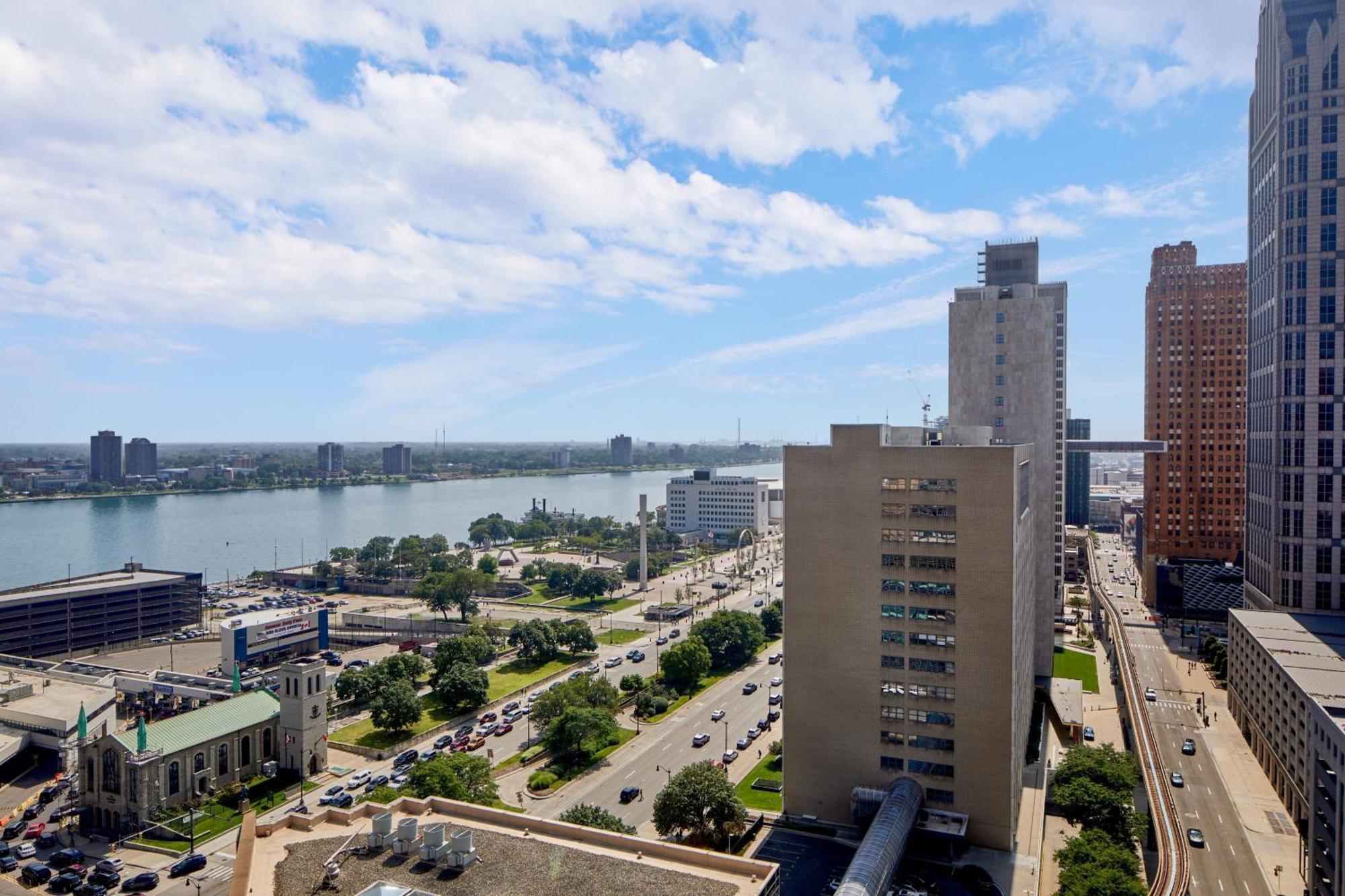 Courtyard By Marriott Detroit Downtown Hotel Exterior photo